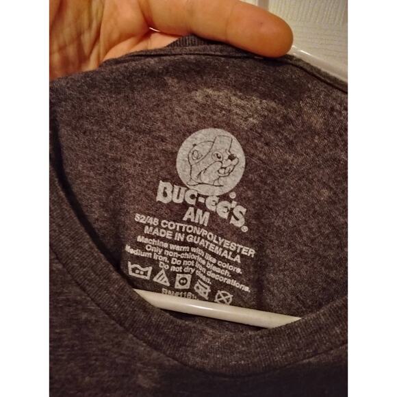 Buc-ee’s T-Shirt Texas Graphic Tee Beaver Logo Rainbow - Picture 3 of 4